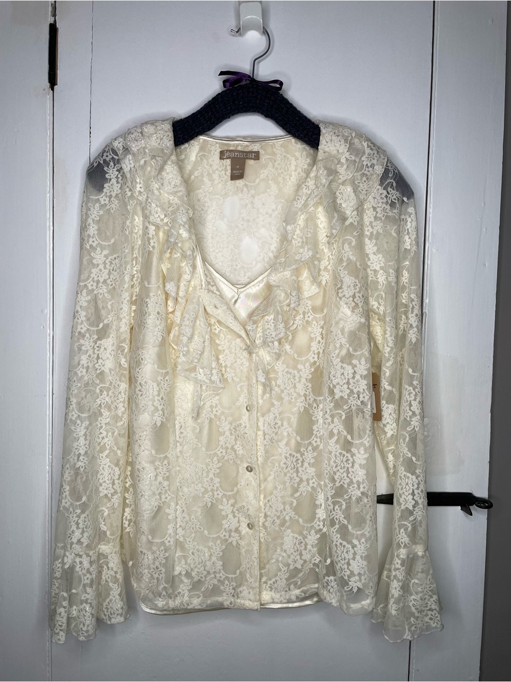 jeanstar Ivory Sheer Floral Lace Ruffle V-Neck Button Blouse w/ Cami NWT Size M